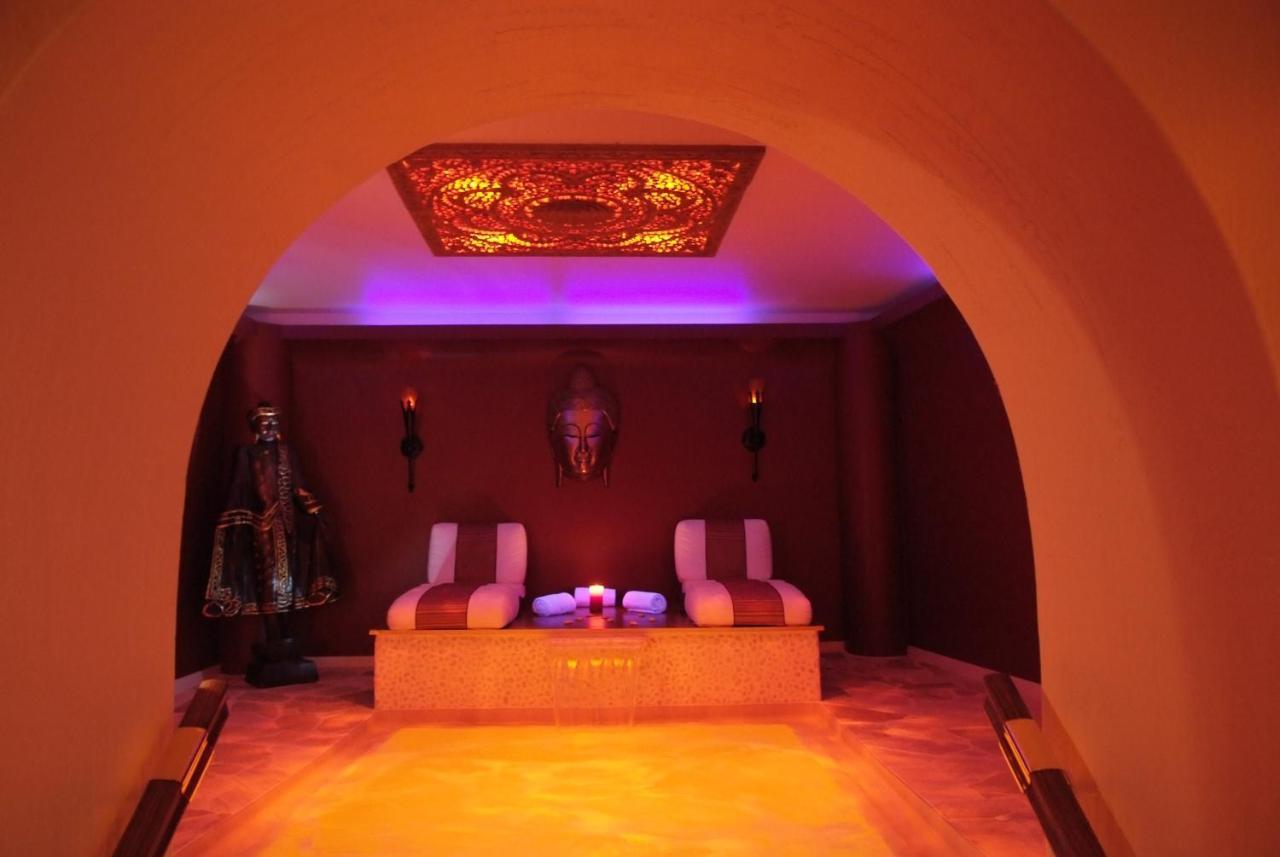 Hotel & Spa Gasquet Bagnères-de-Luchon Εξωτερικό φωτογραφία